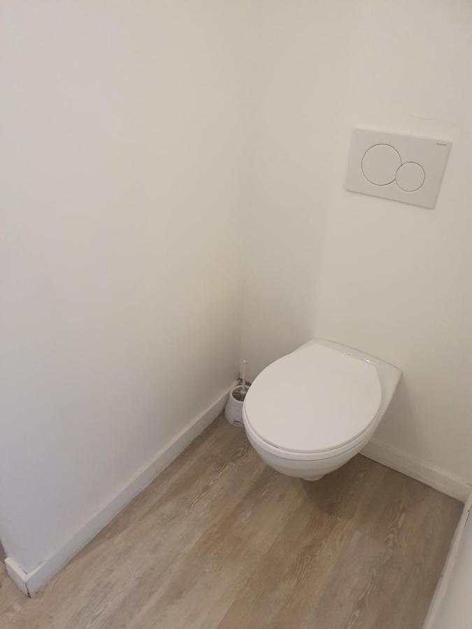 B96 Appart 2 Bedrooms Брюссель Экстерьер фото