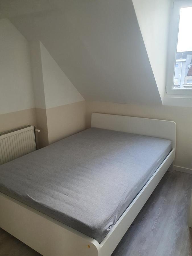 B96 Appart 2 Bedrooms Брюссель Экстерьер фото