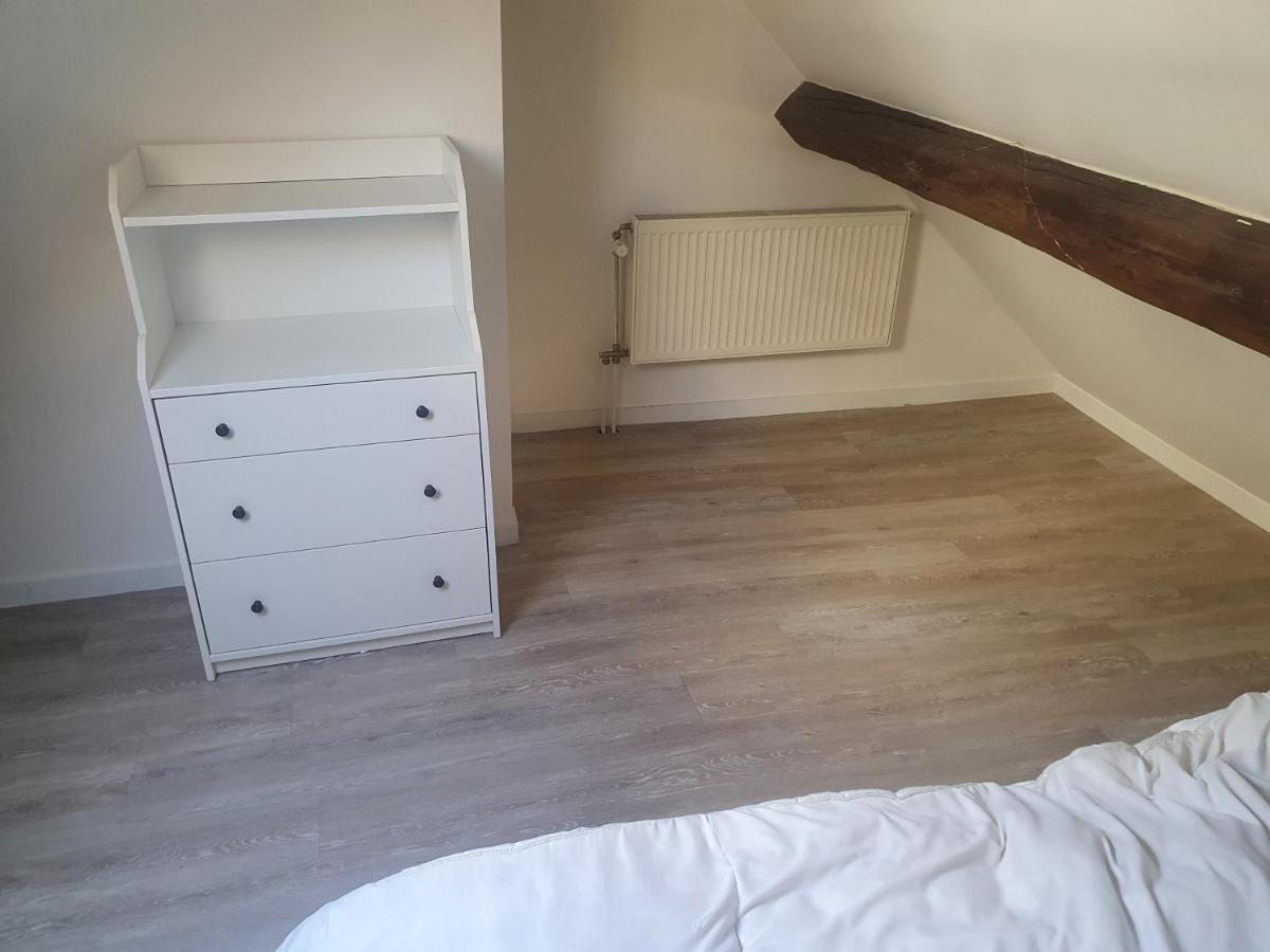 B96 Appart 2 Bedrooms Брюссель Экстерьер фото